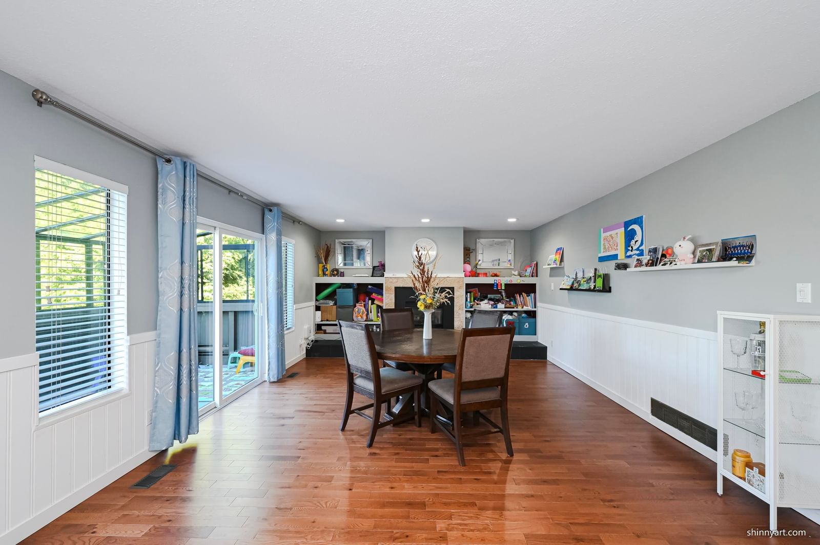 Listing Image 10