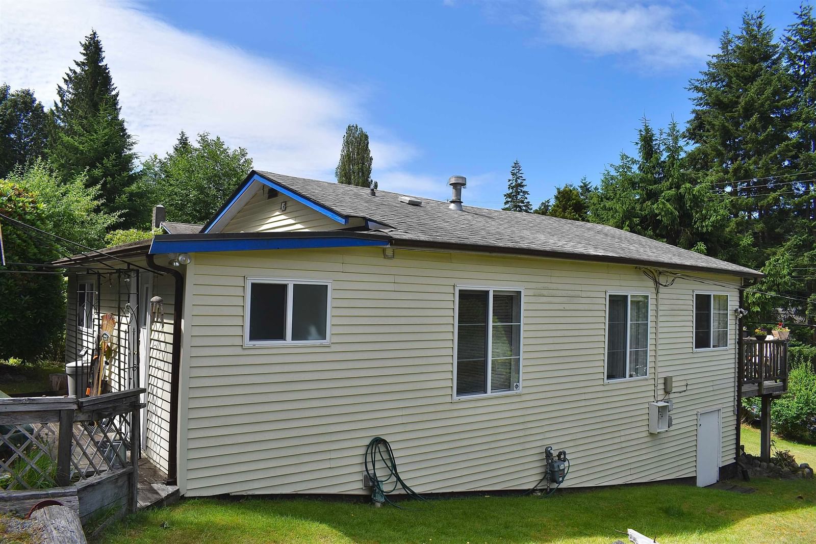 Listing Image 19