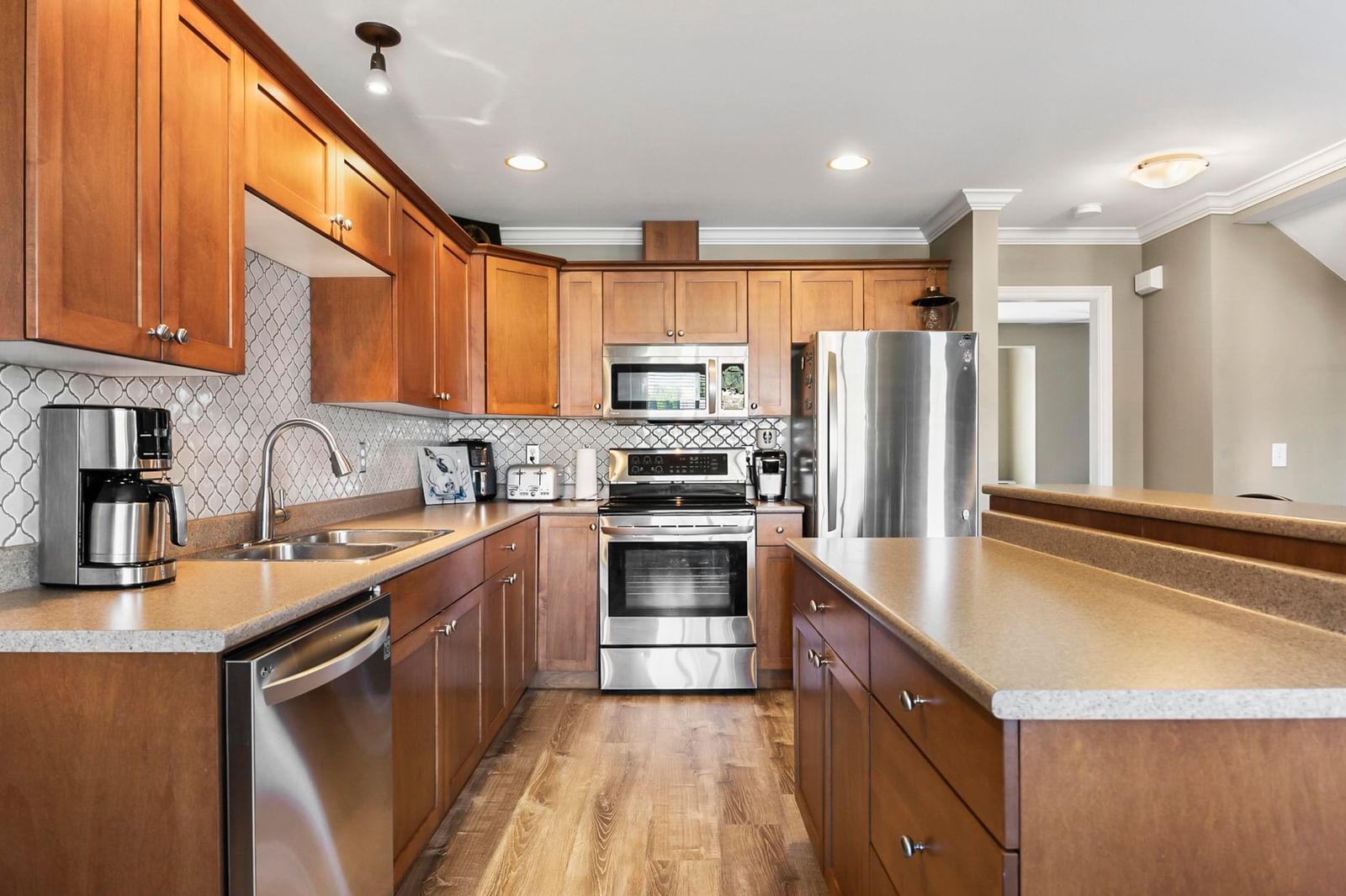 Listing Image 15