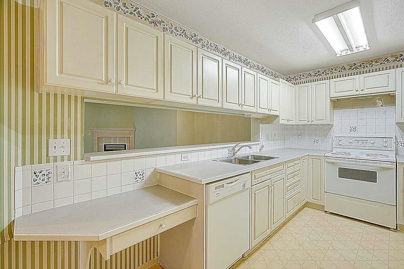 201 - 13870 70 Avenue, Surrey, V3W 0R9 | Image 2