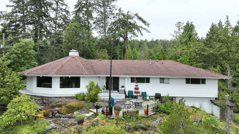 4478 Rondeview Road, Madeira Park, British Columbia (MLS R2900396)