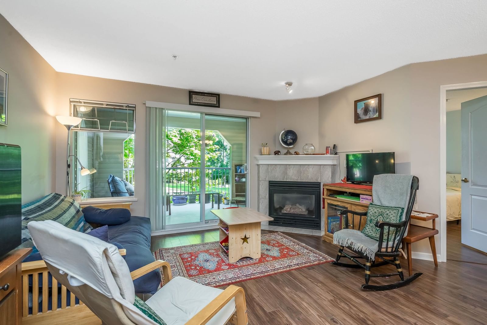 Listing Image 20