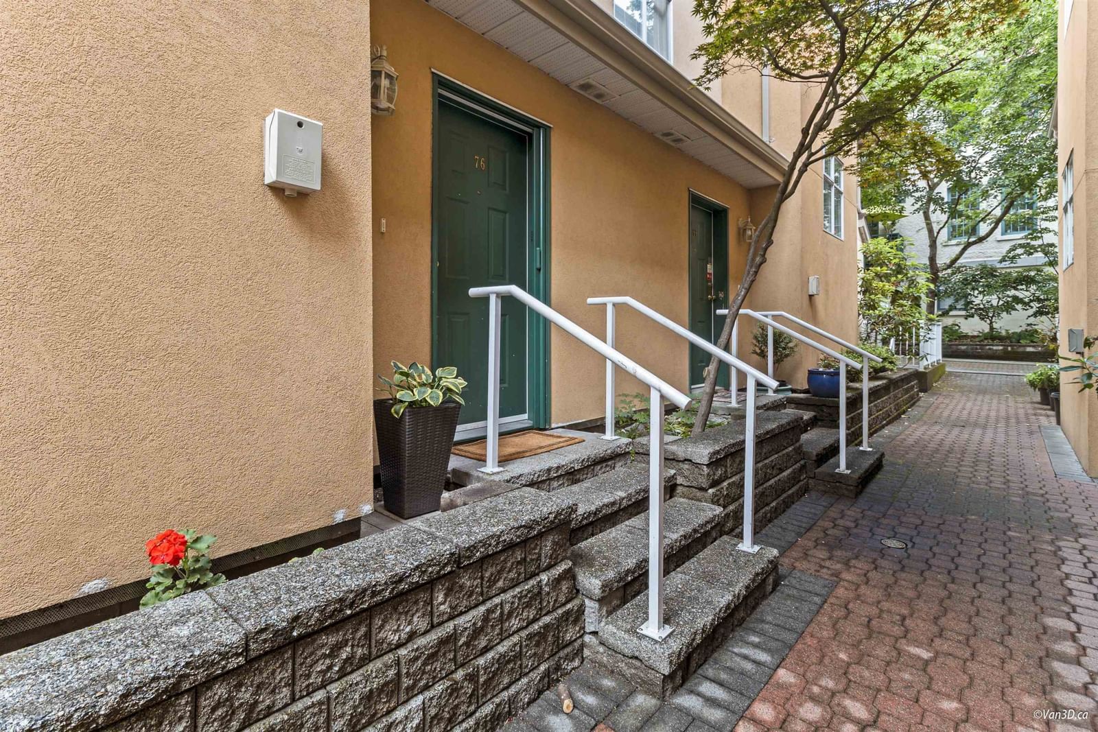 Listing Image 18