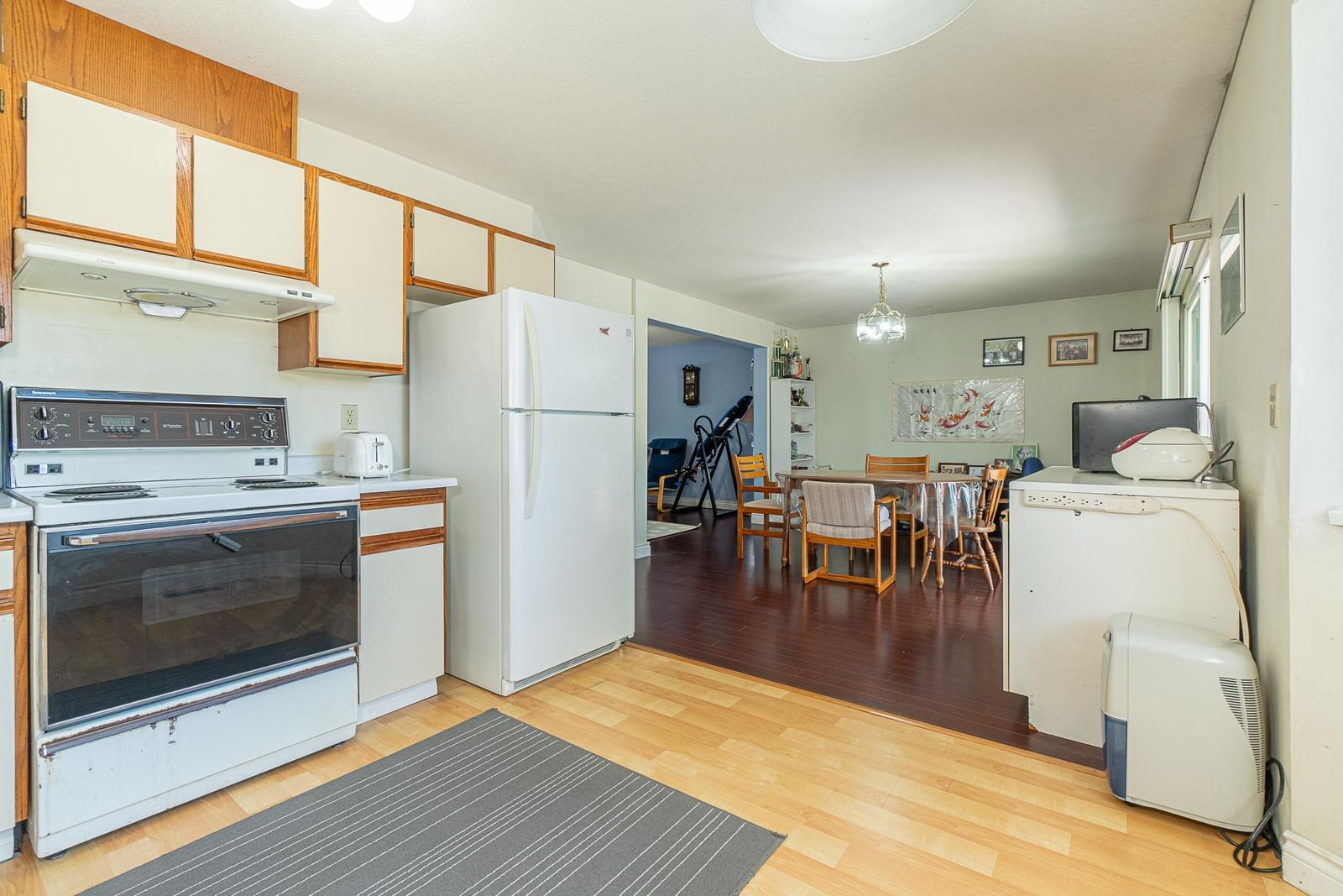 Listing Image 14
