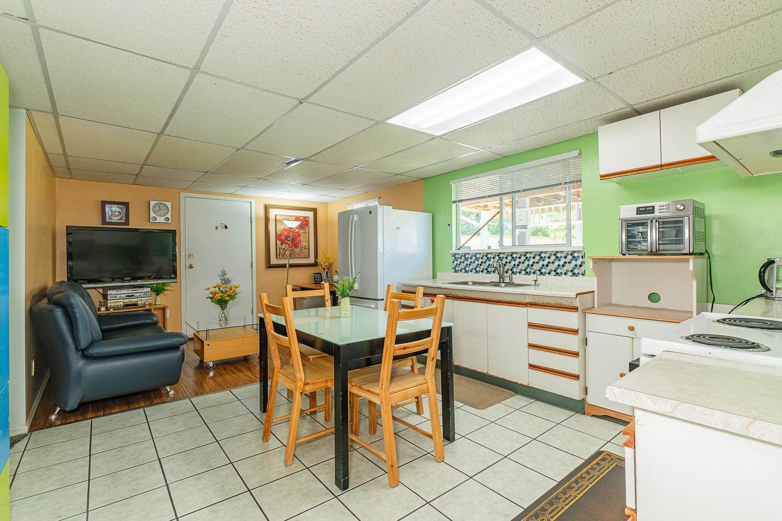 Listing Image 23