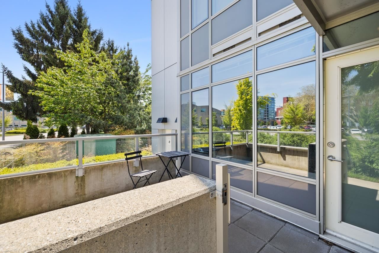 Listing Image 12