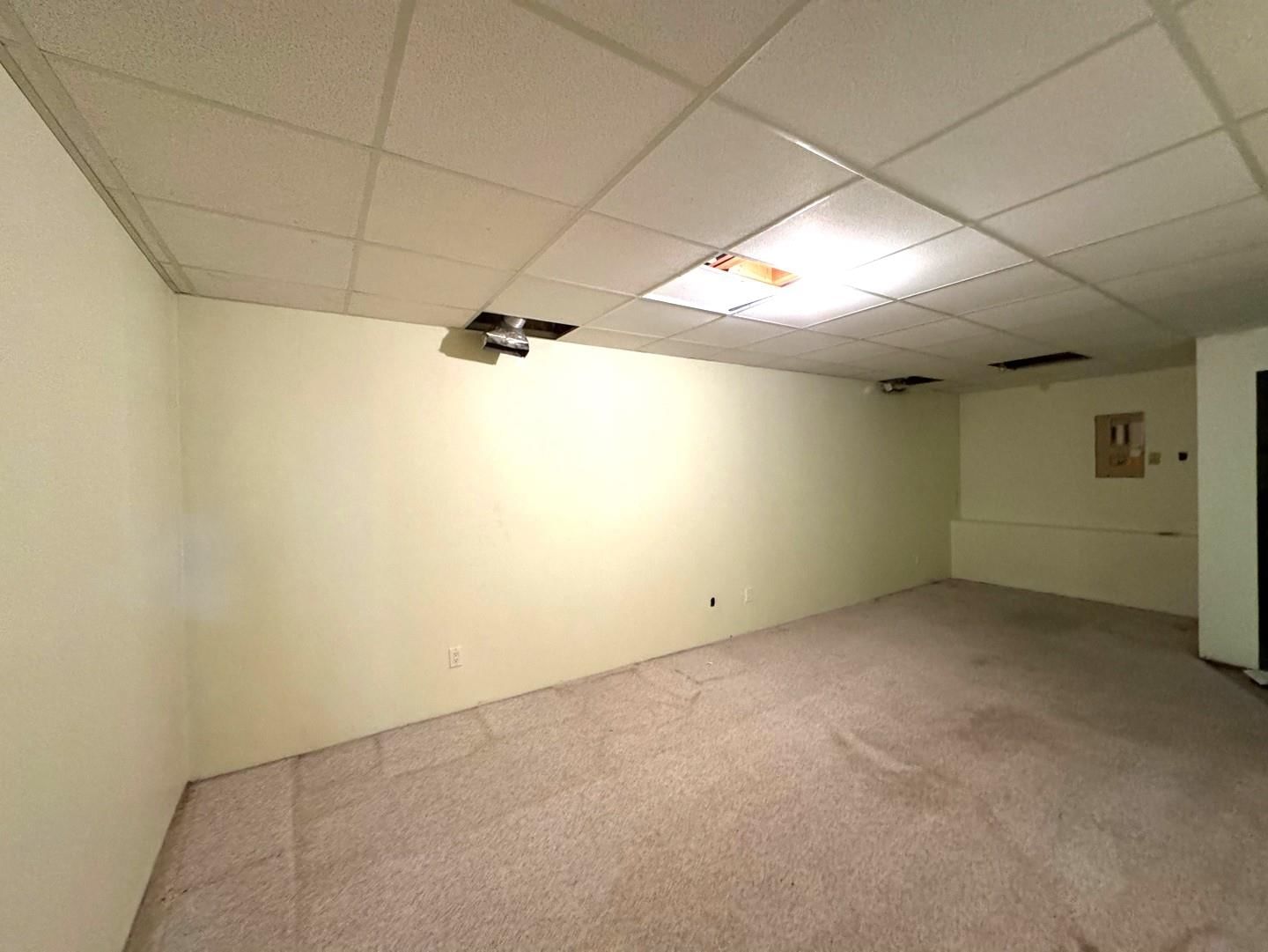 Listing Image 27