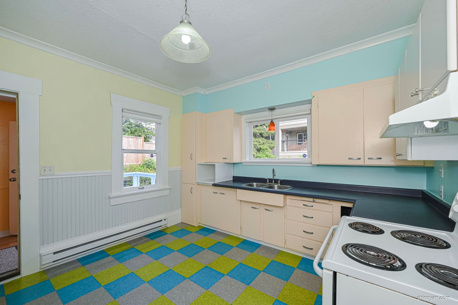 Listing Image 13