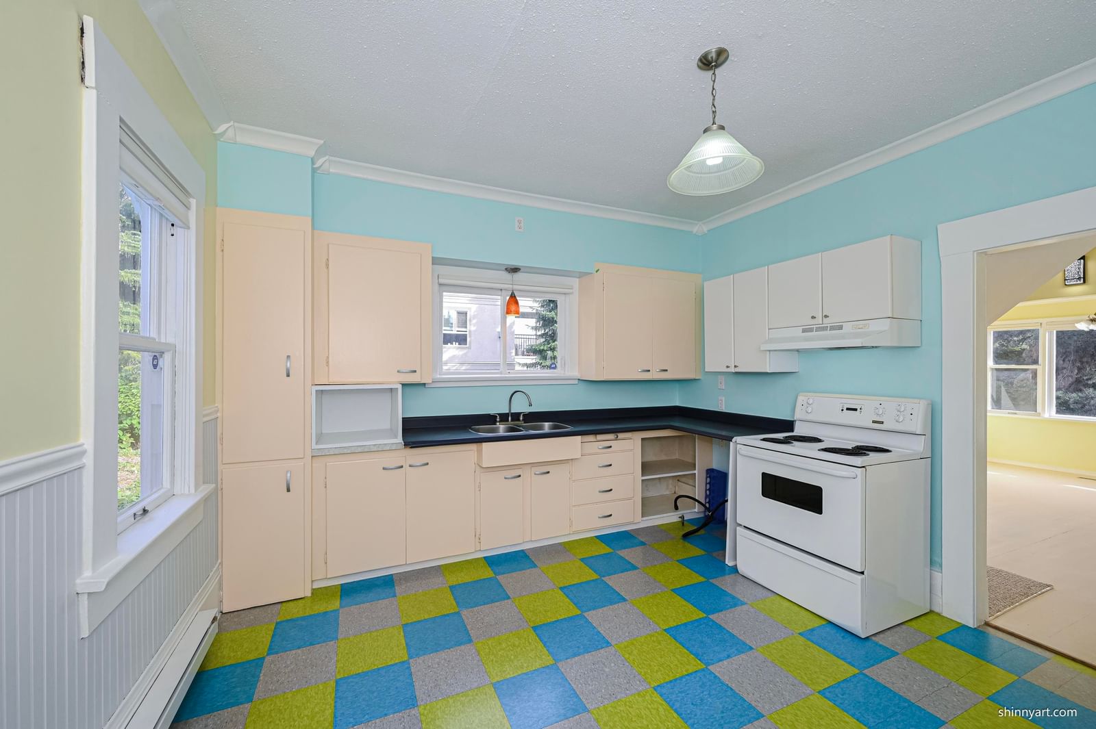 Listing Image 14