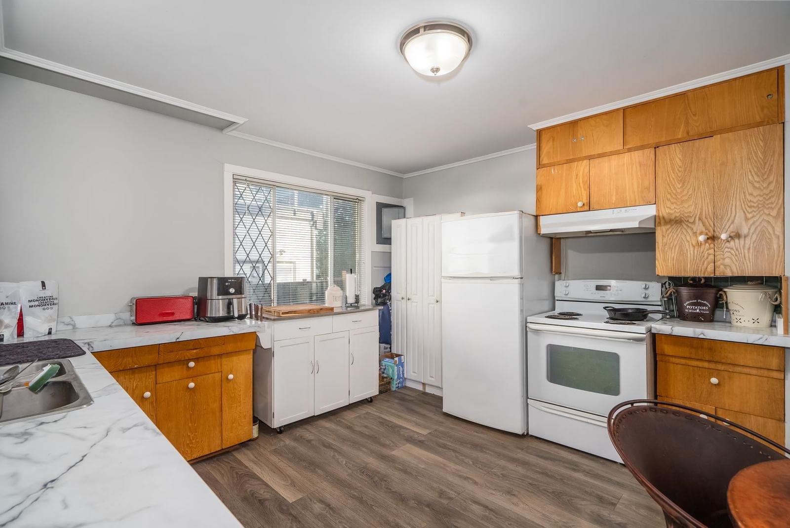 Listing Image 19
