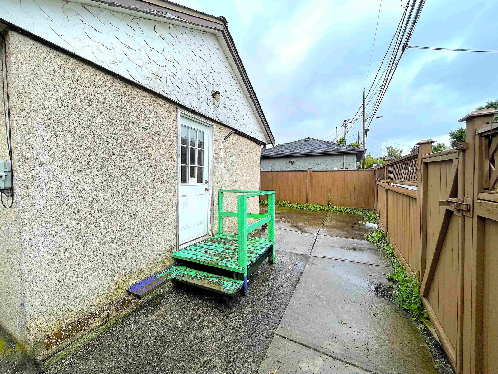 Listing Image 26