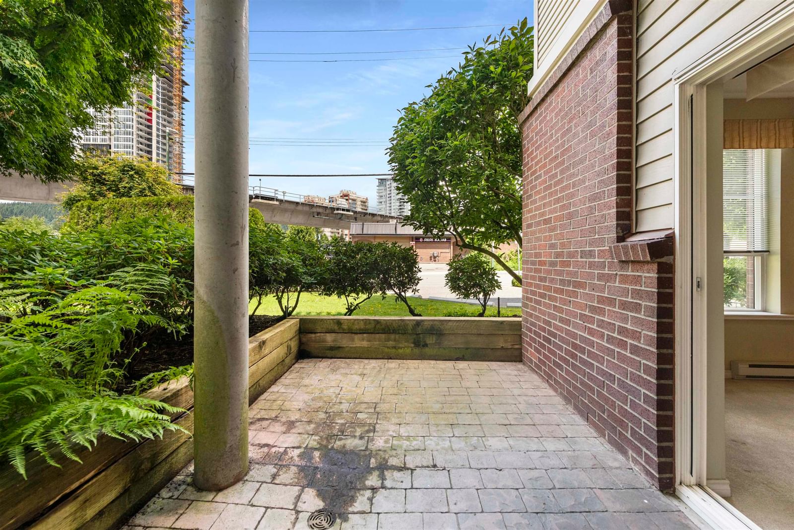 Listing Image 25