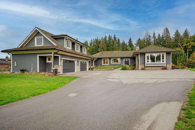 24648 Robertson Crescent