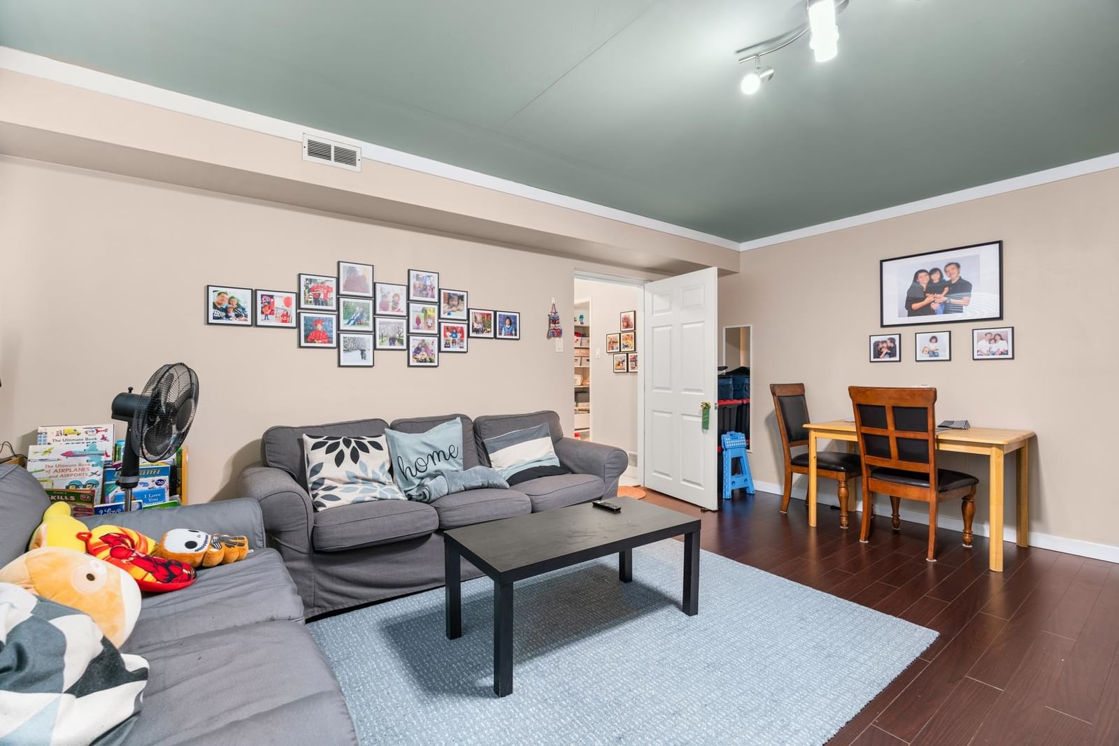 Listing Image 21