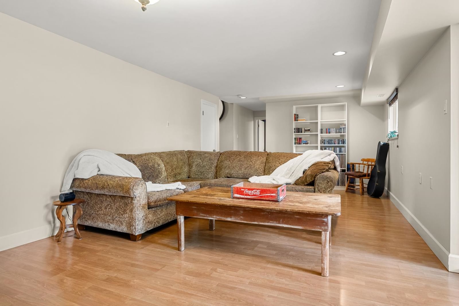 Listing Image 14