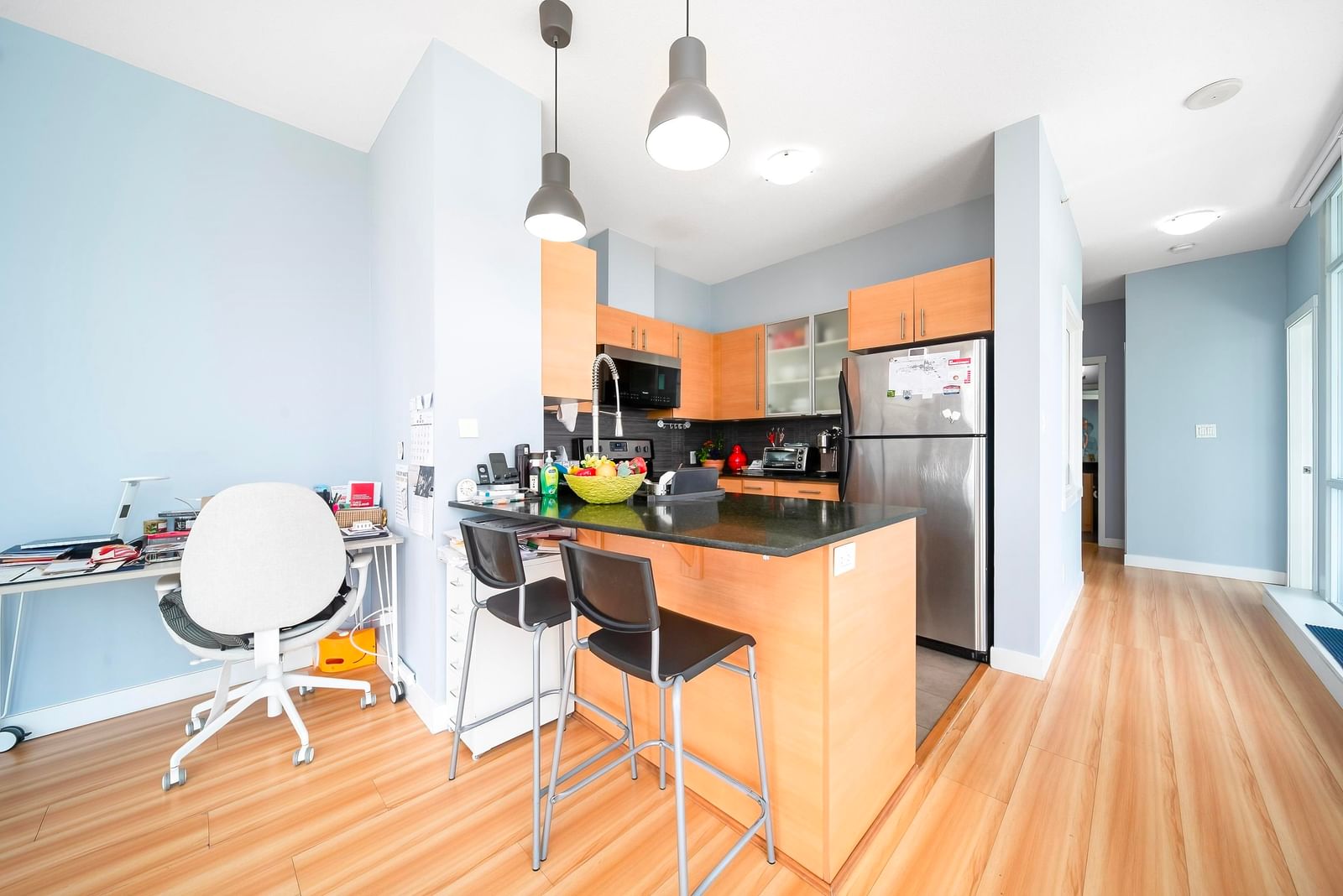 Listing Image 10