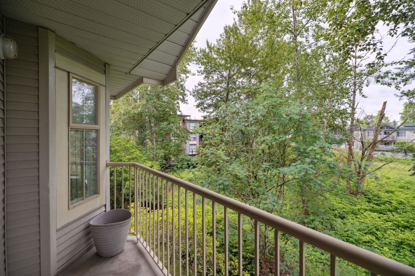 Listing Image 29
