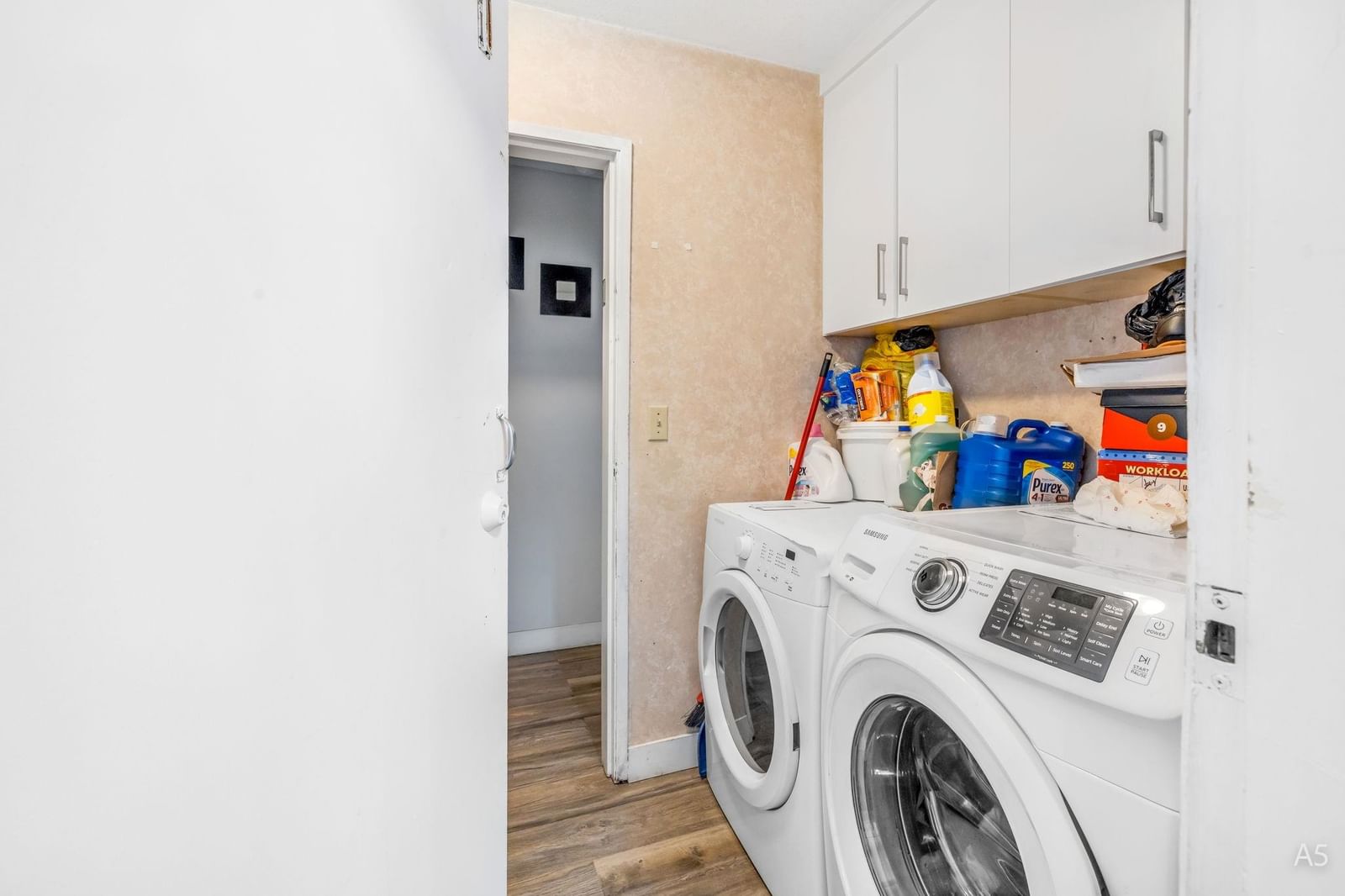 Listing Image 20