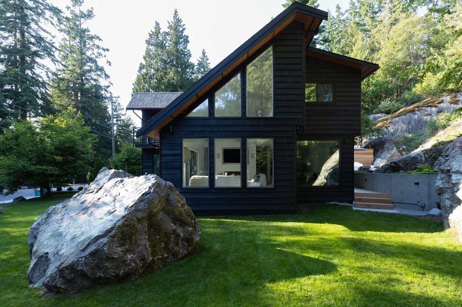 Listing Image 30
