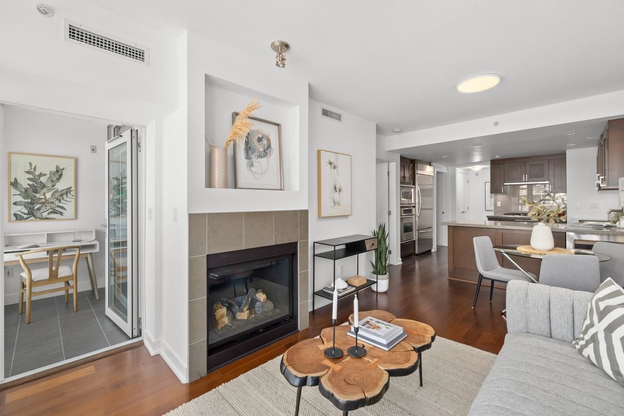 Listing Image 1