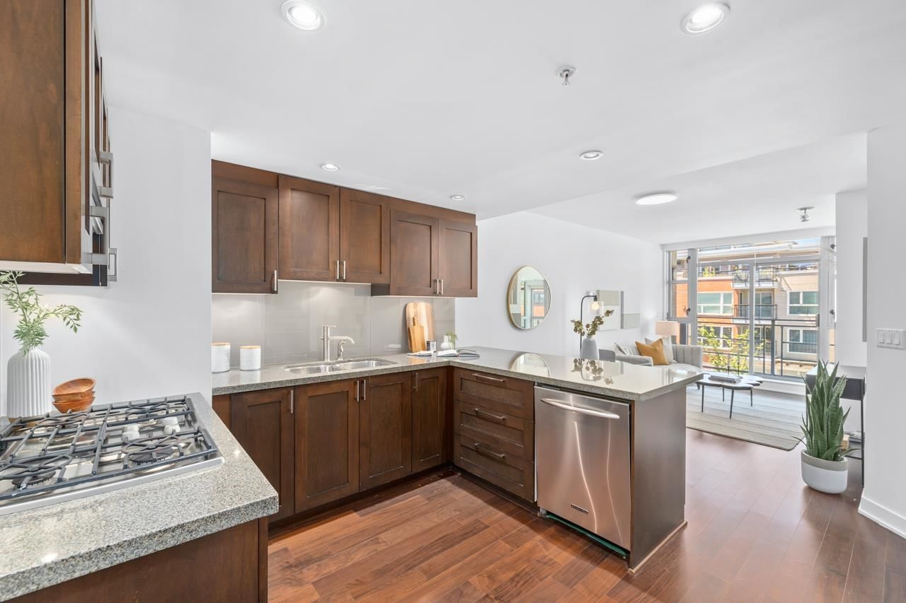 Listing Image 13