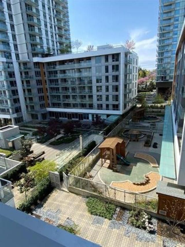 Listing Image 9