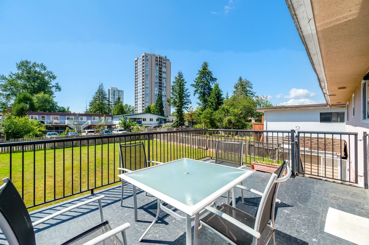 Listing Image 15