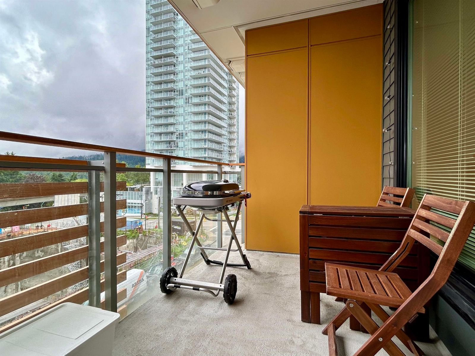 Listing Image 18