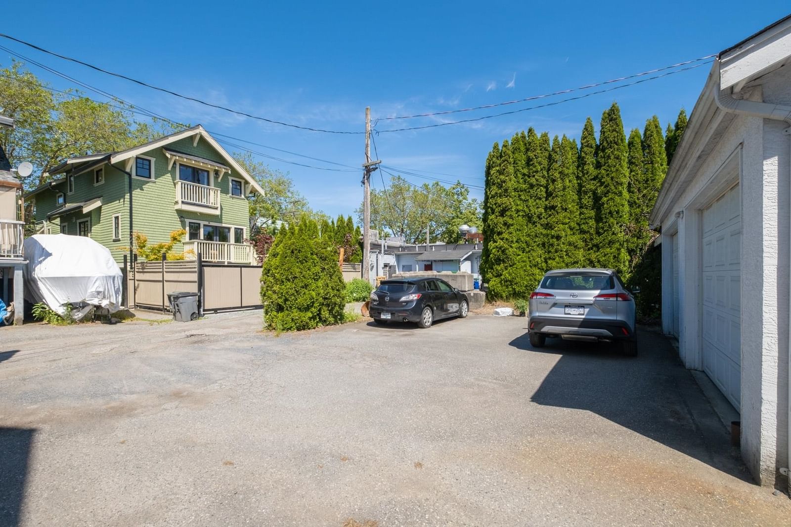 Listing Image 9
