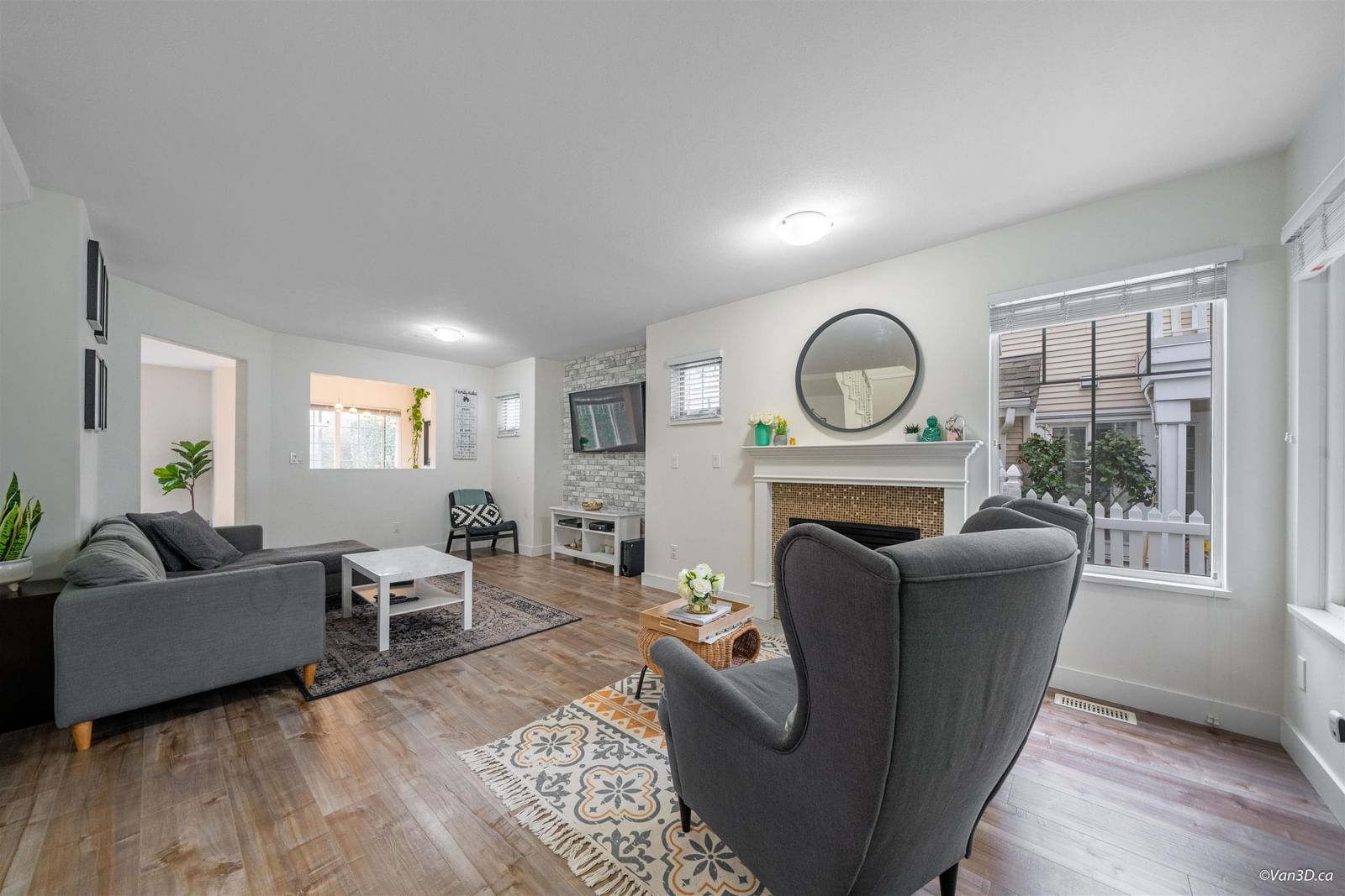 Listing Image 15