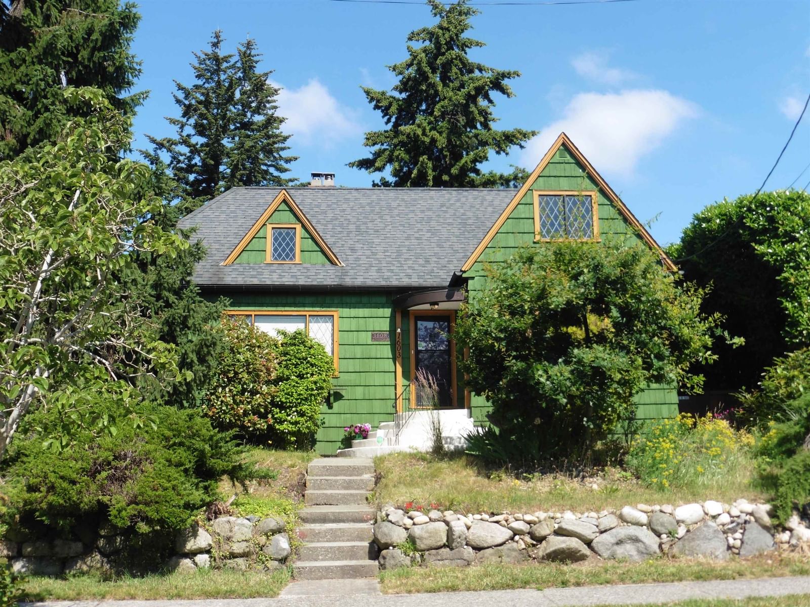 Listing Image 1