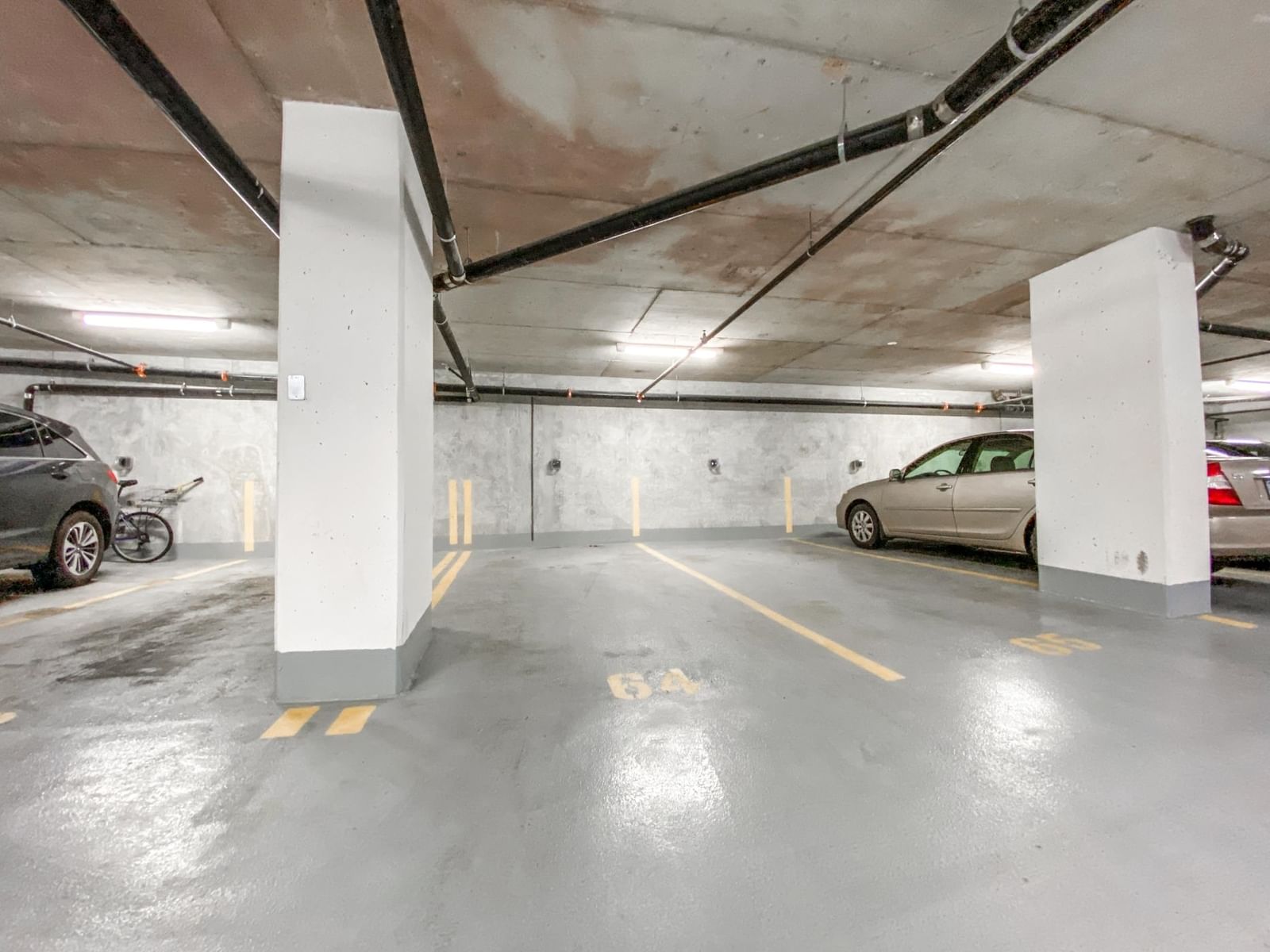 Listing Image 14