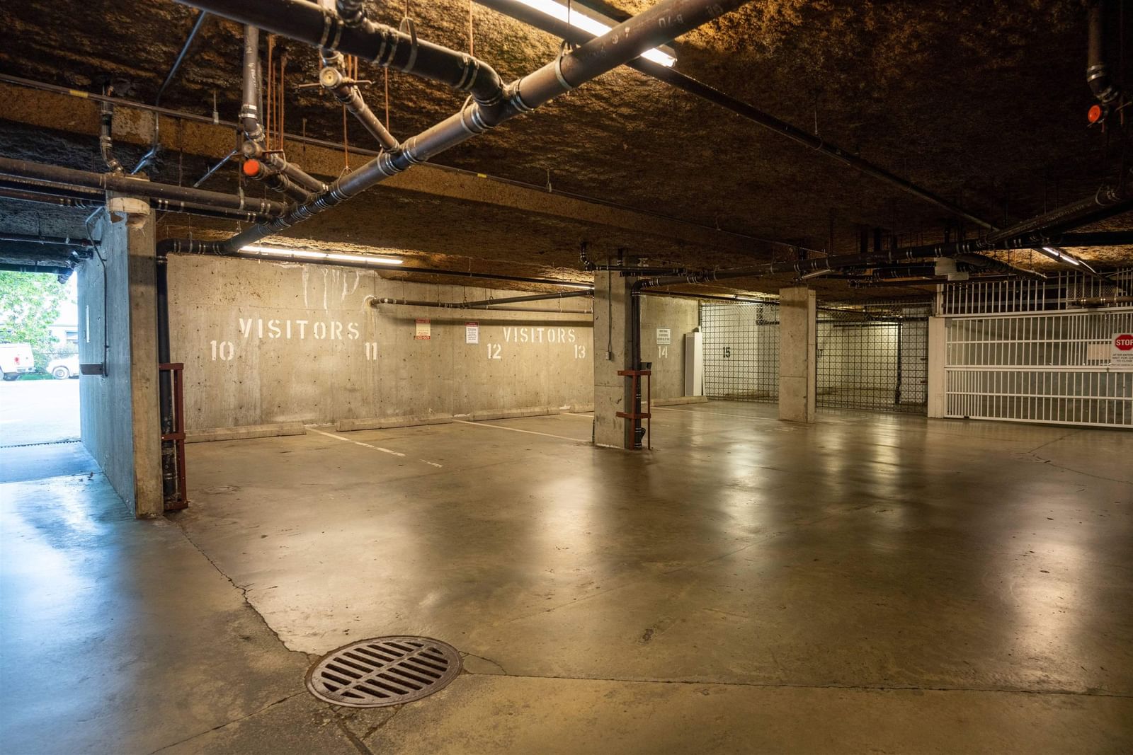 Listing Image 21