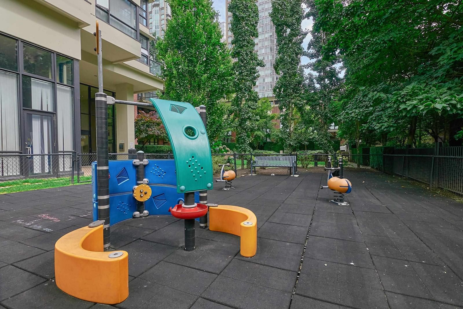 Listing Image 18