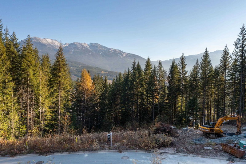 8594 Ashleigh Mcivor Drive, Whistler, V8E 1L9 | Image 2