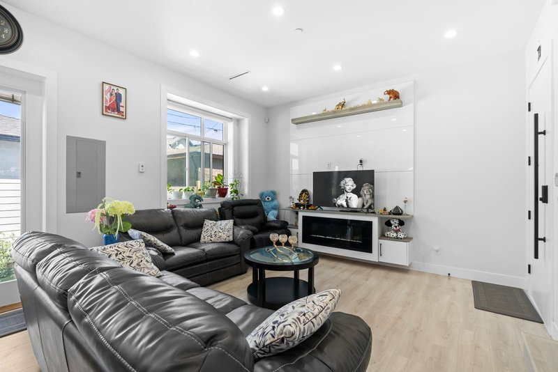 465 57th Avenue, Vancouver, V5X 1S8 | Image 2