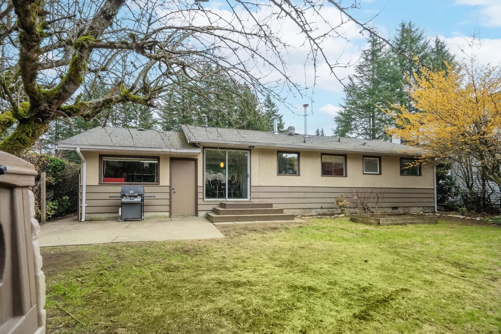 Listing Image 25