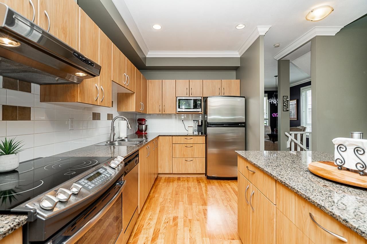 Listing Image 15