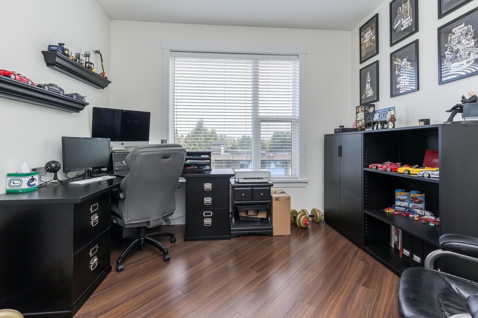 Listing Image 23