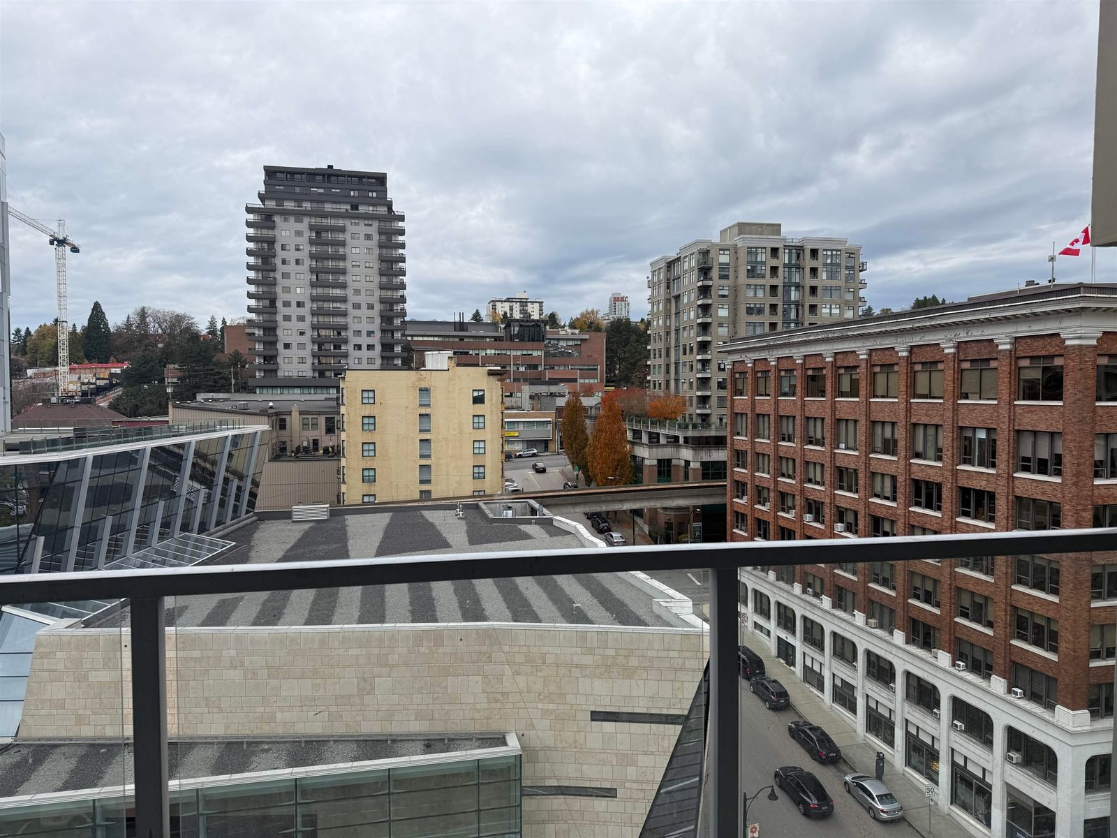 Listing Image 6