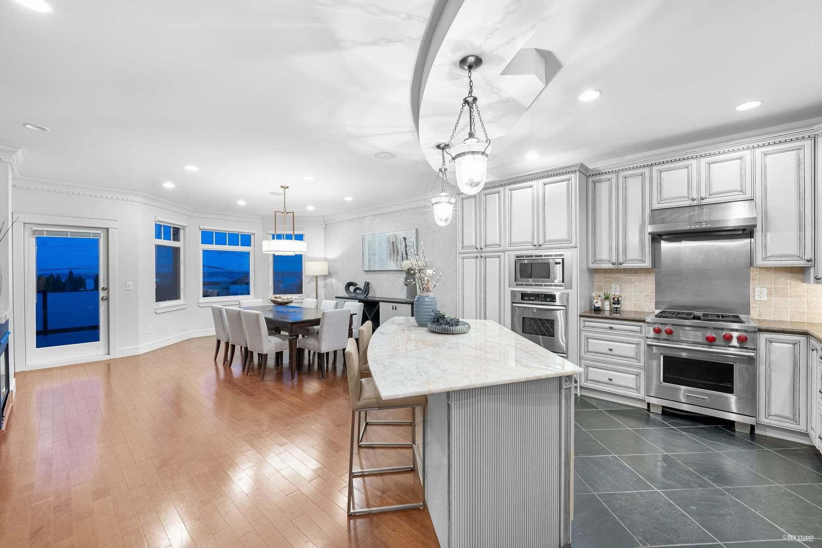 Listing Image 9