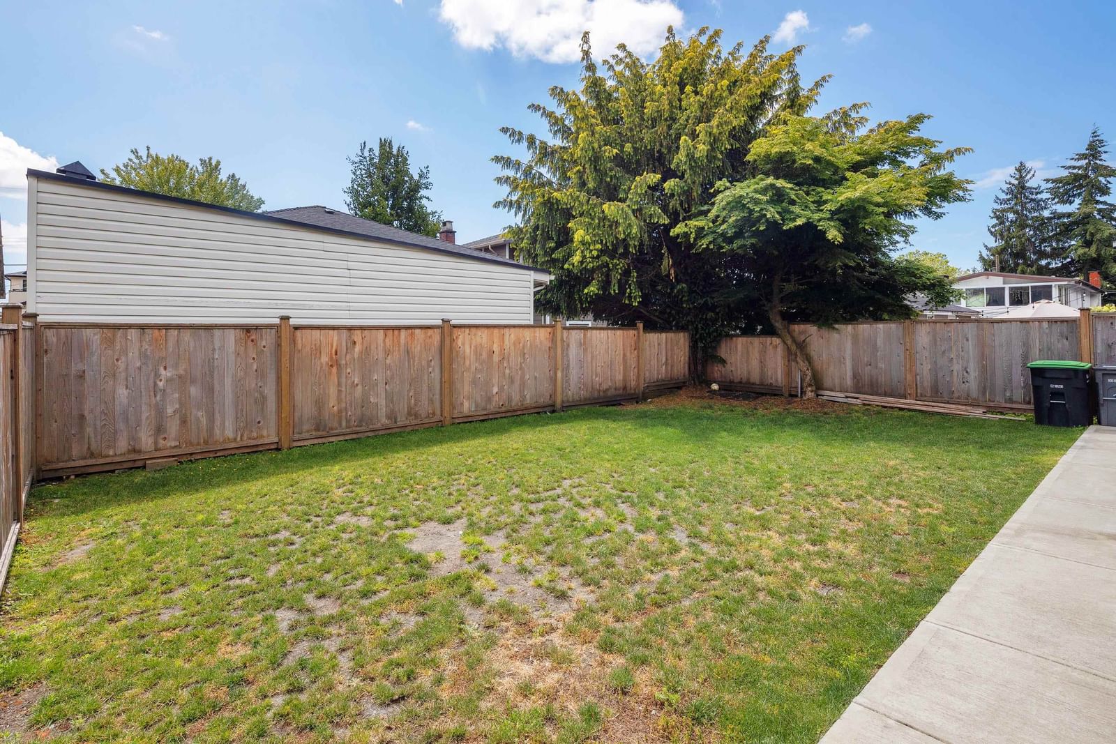 Listing Image 23