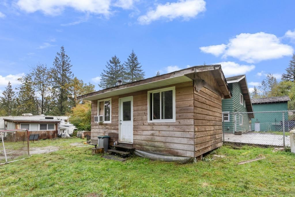 Listing Image 32