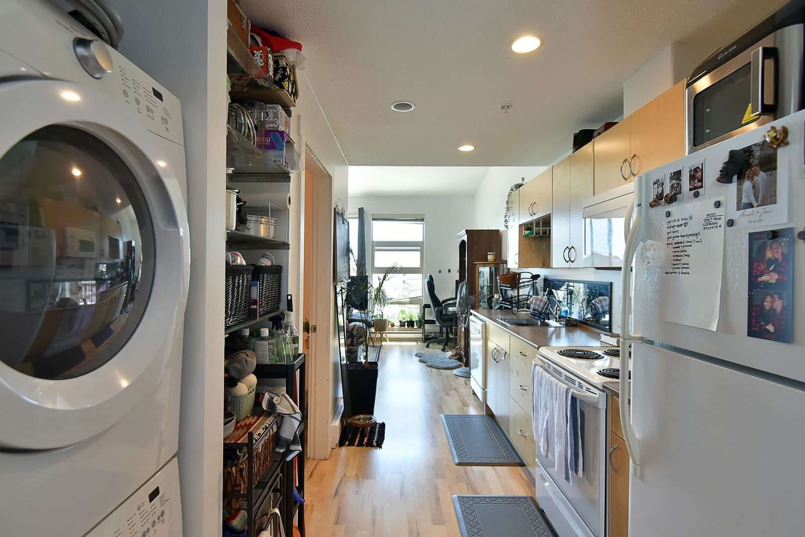 Listing Image 5