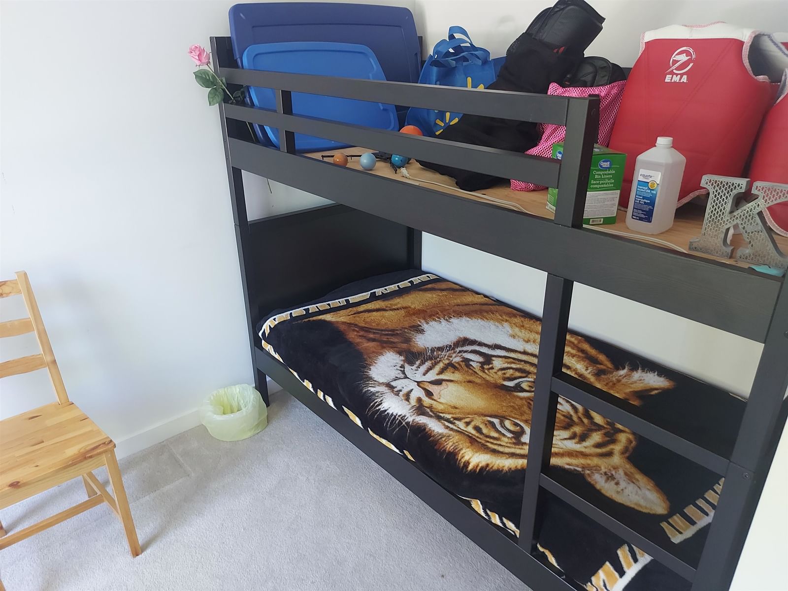 Listing Image 11