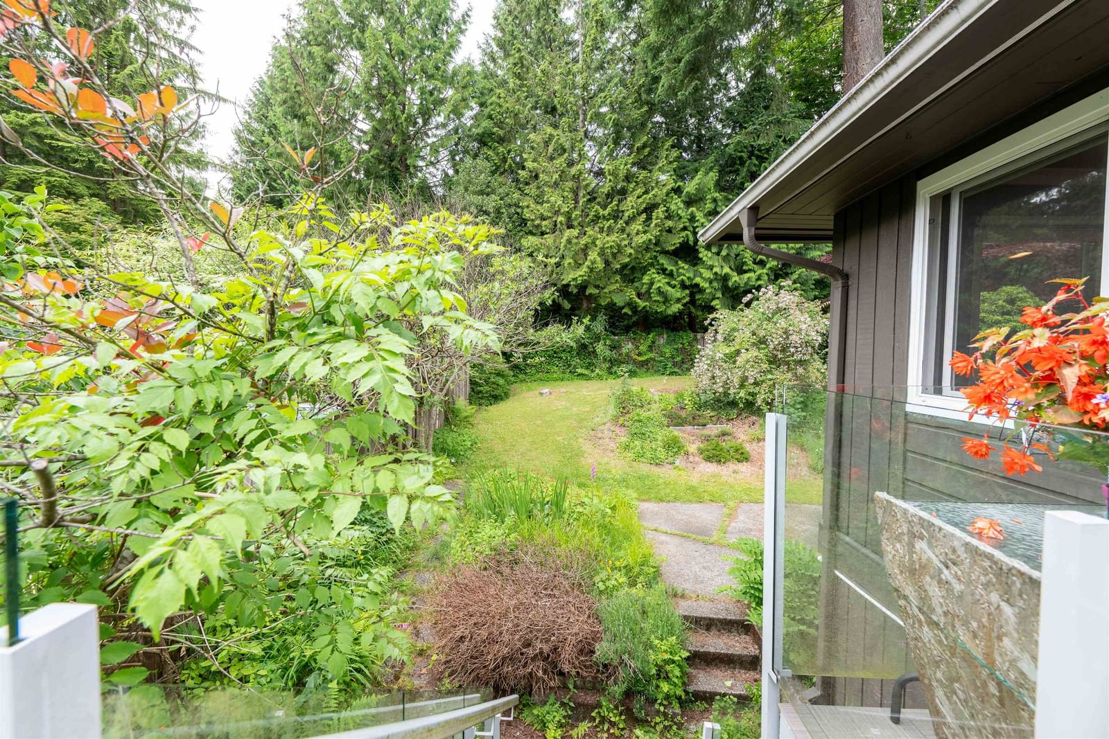Listing Image 24