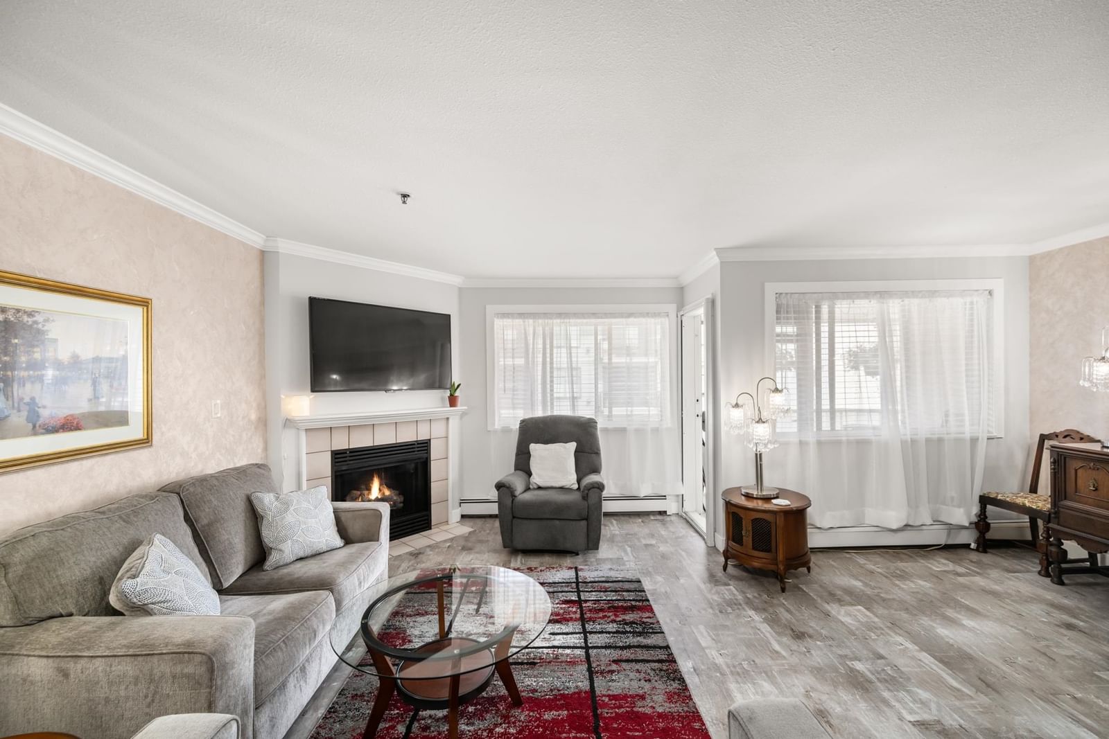 Listing Image 9
