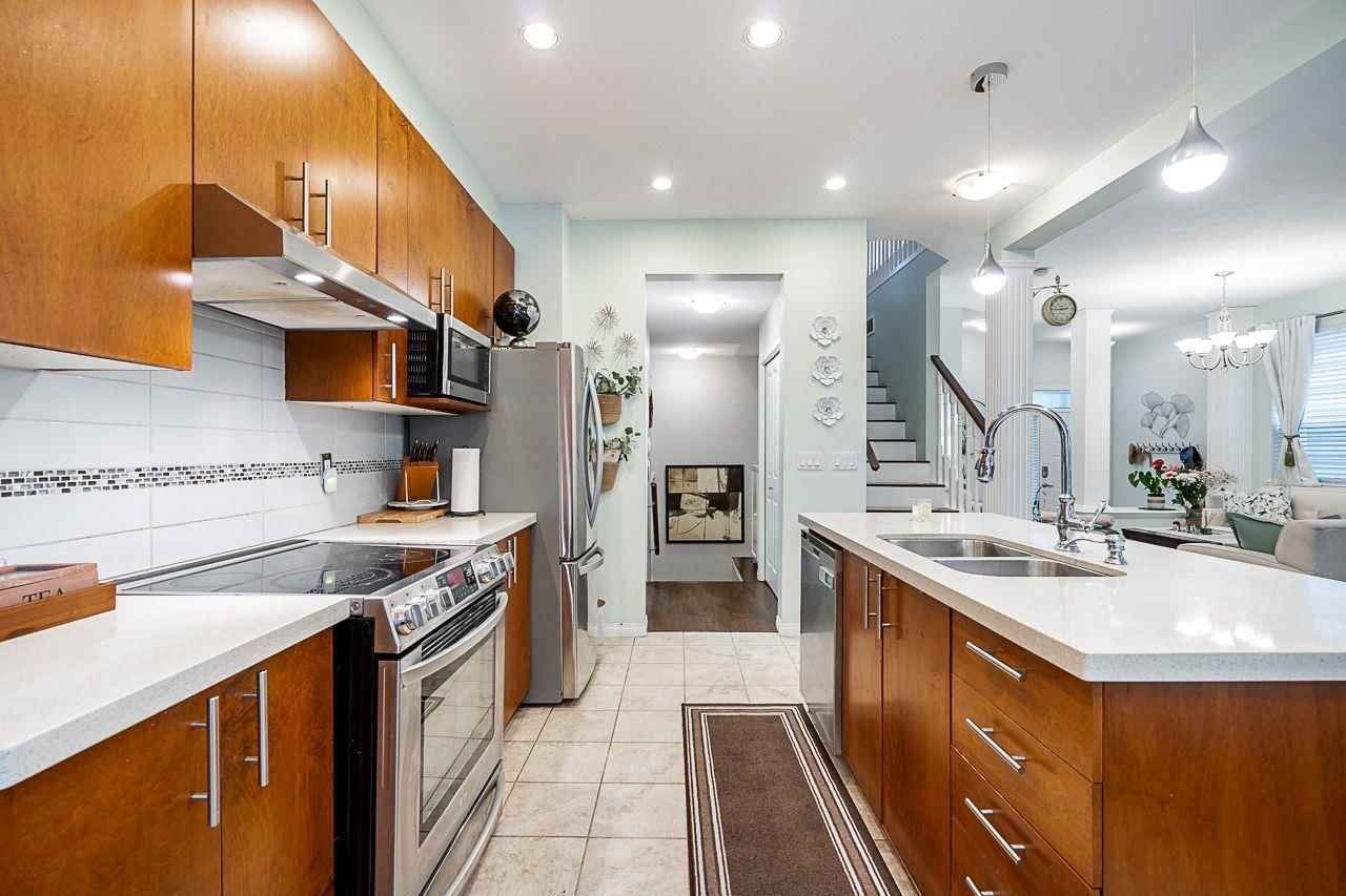 Listing Image 13