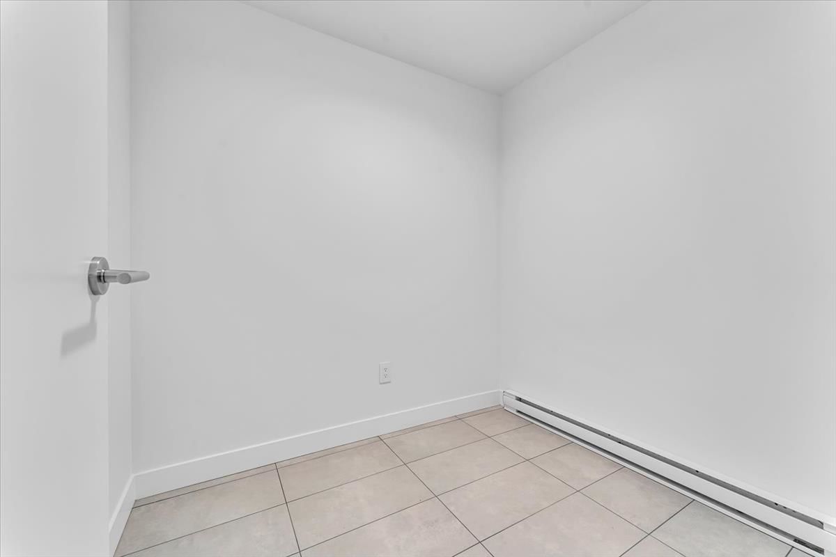 Listing Image 30