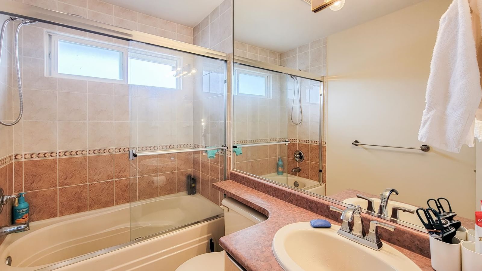 Listing Image 16